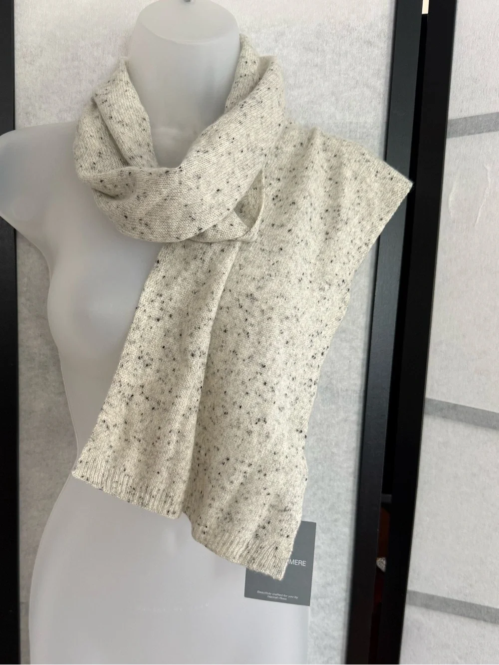 Hannah Rose 100% Cashmere Scarf & Smart Phone Texting Gloves Set Cream Speckled